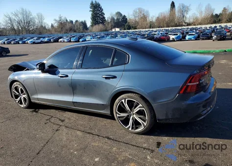 2024 Volvo S60 Core z USA, uszkodzony, nr VIN 7JRL12TK2RG295241